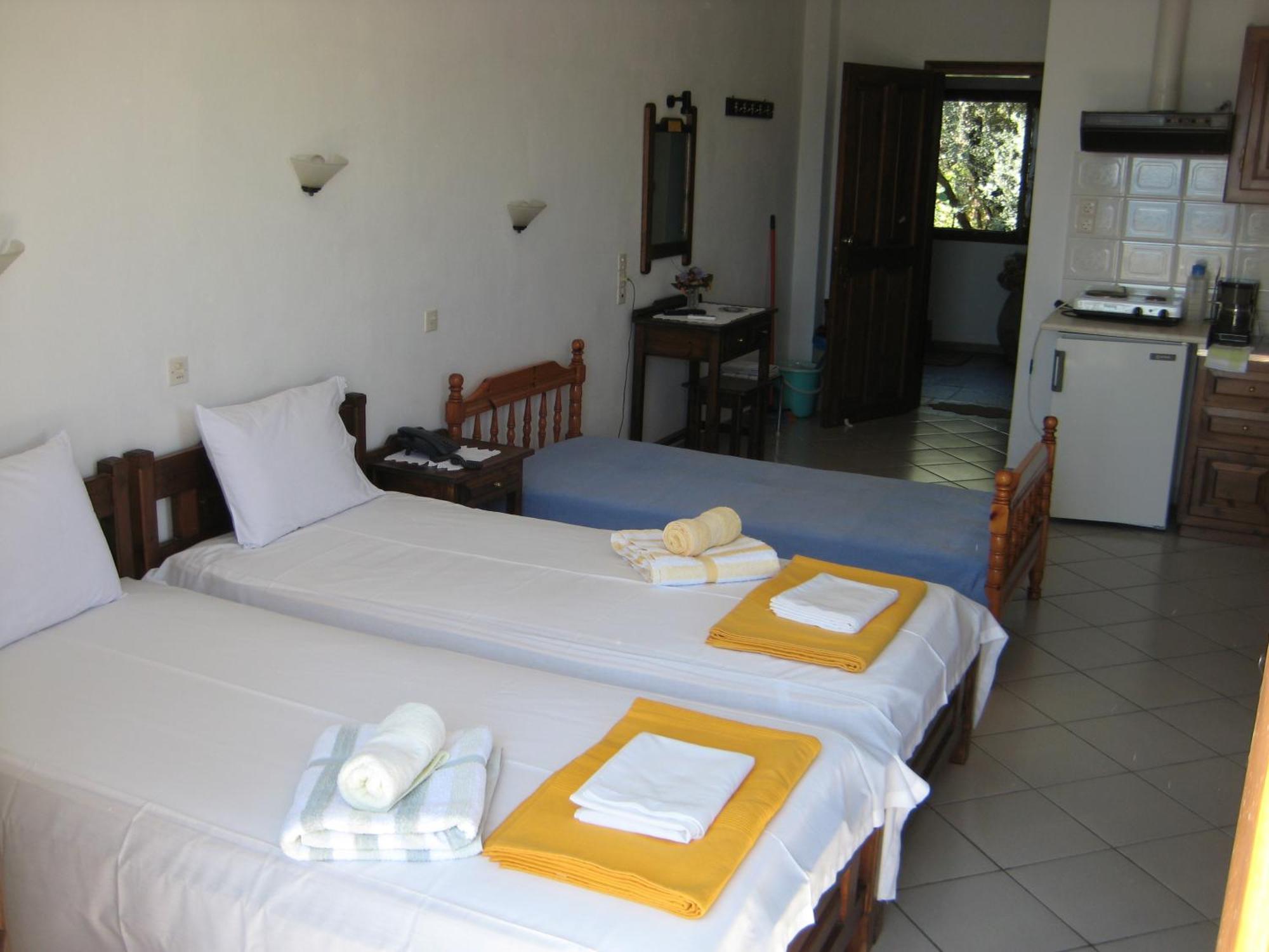 Agios Ioannis  Felitsia Apartments & Studios מראה חיצוני תמונה